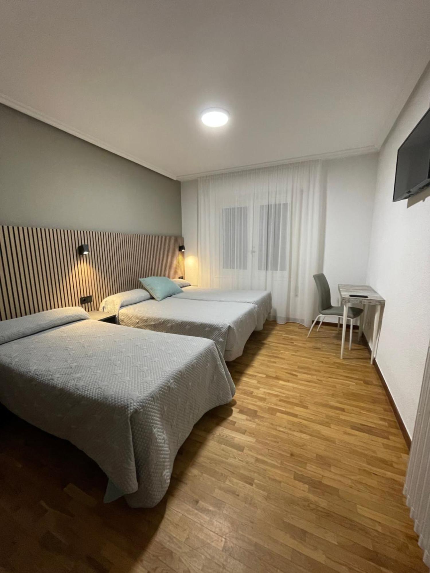 Pension La Encina Santo Domingo De La Calzada Eksteriør bilde